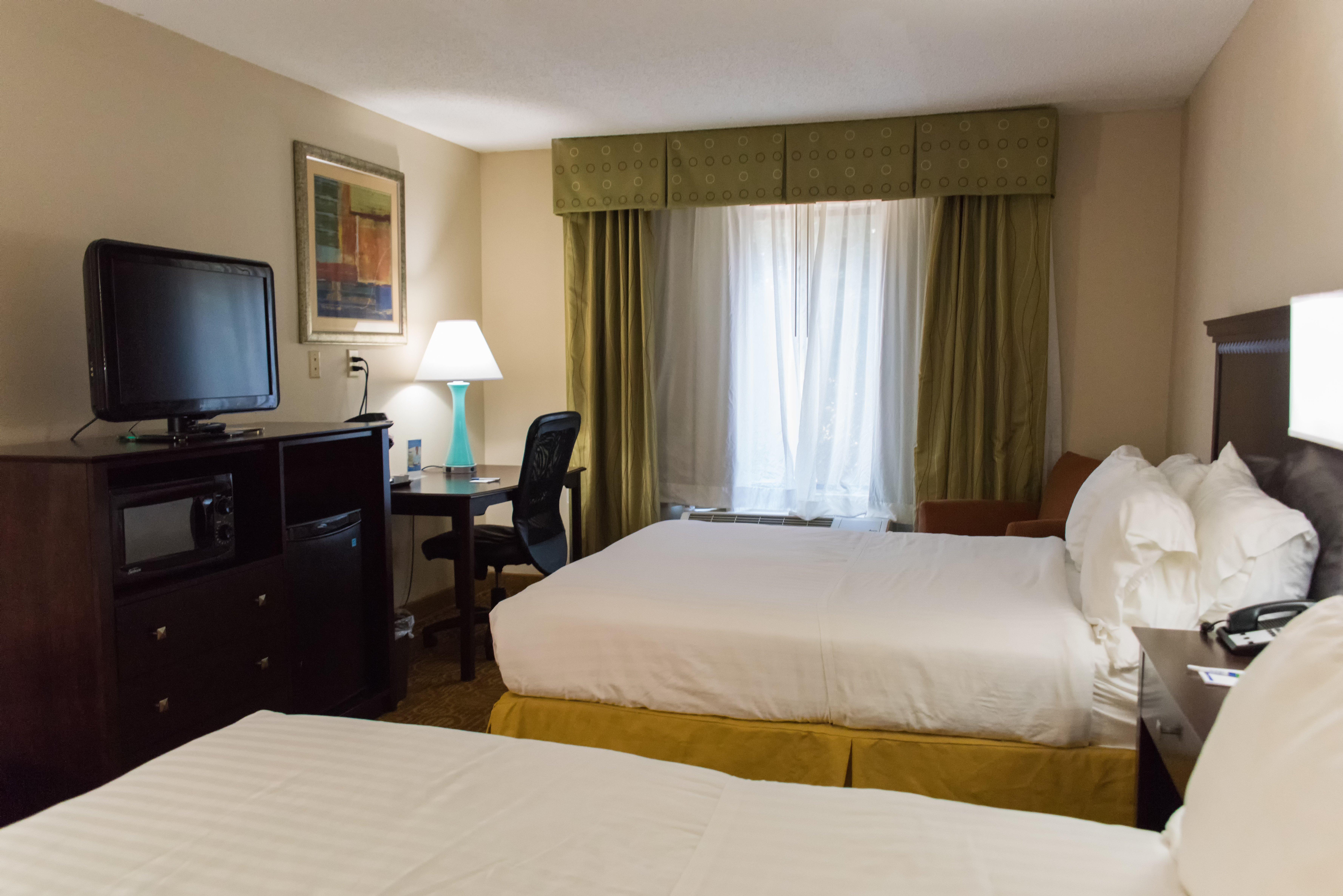 Holiday Inn Express Hotel & Suites Kinston By Ihg Exterior foto