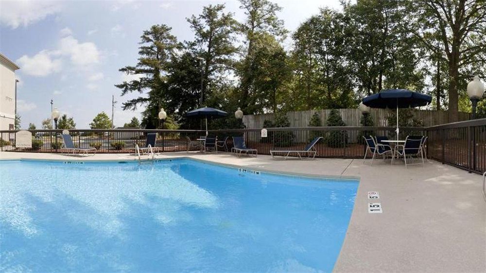 Holiday Inn Express Hotel & Suites Kinston By Ihg Exterior foto